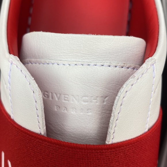 ❤️🤍Givenchy Urban Street Sneaker - Picture 14 of 15